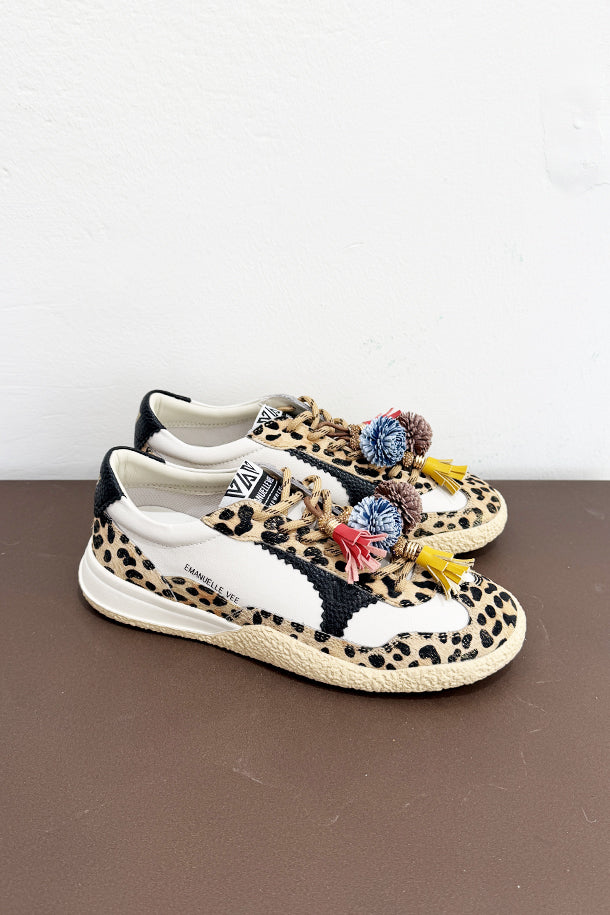 Sneakers-1