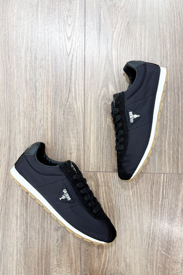 Sneakers-1