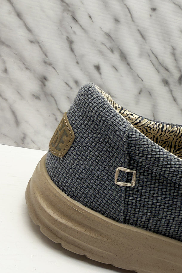 Sneakers-3