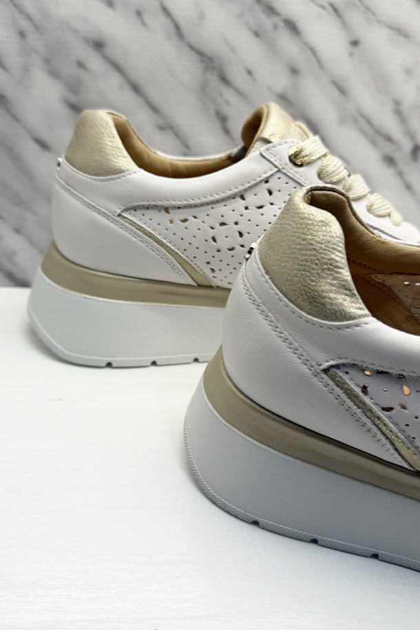 Sneakers-3