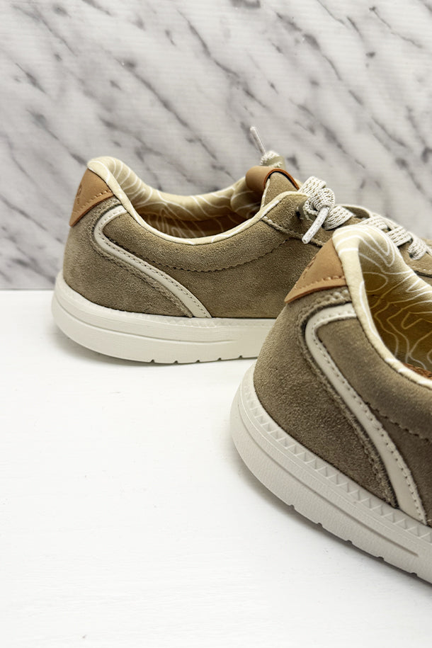 Sneakers-3