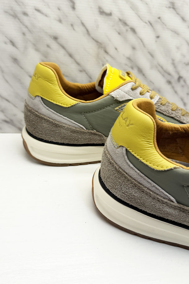 Sneakers-3