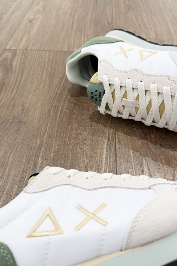Sneakers-3