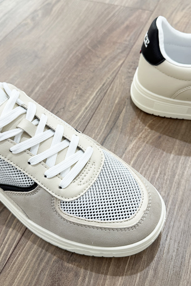 Sneakers-3