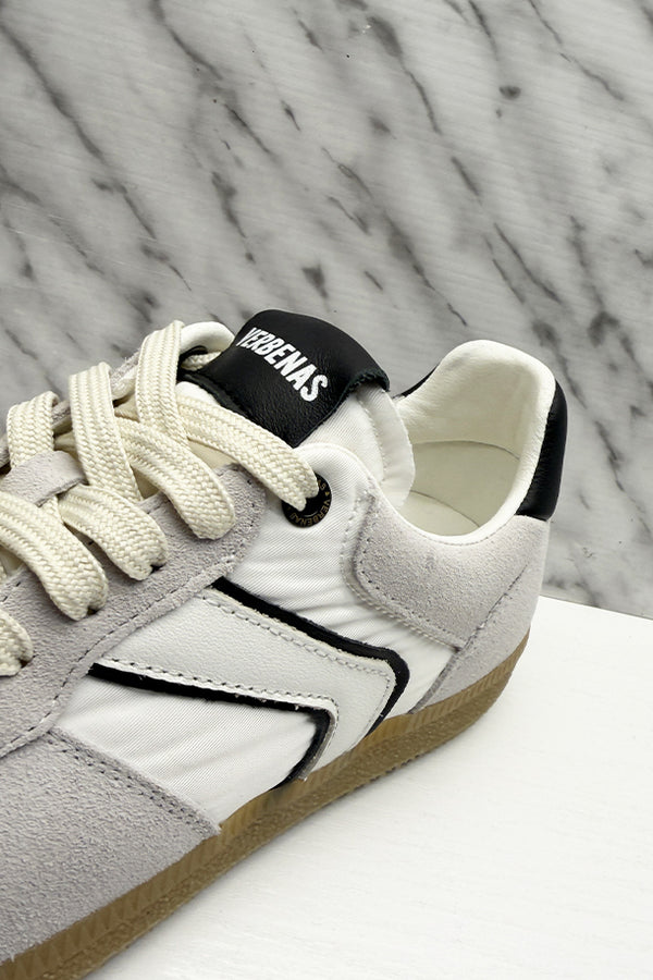 Sneakers-2