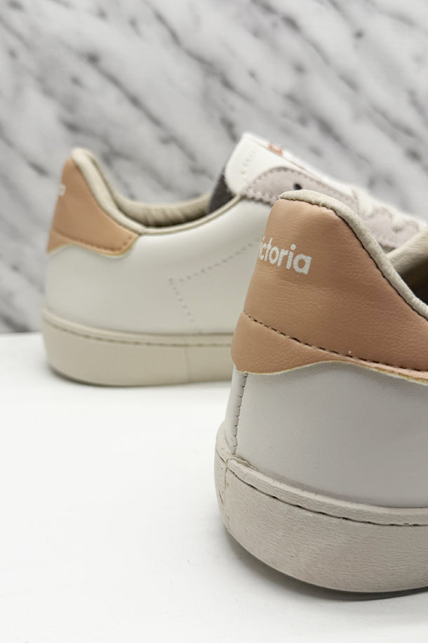 Sneakers-3