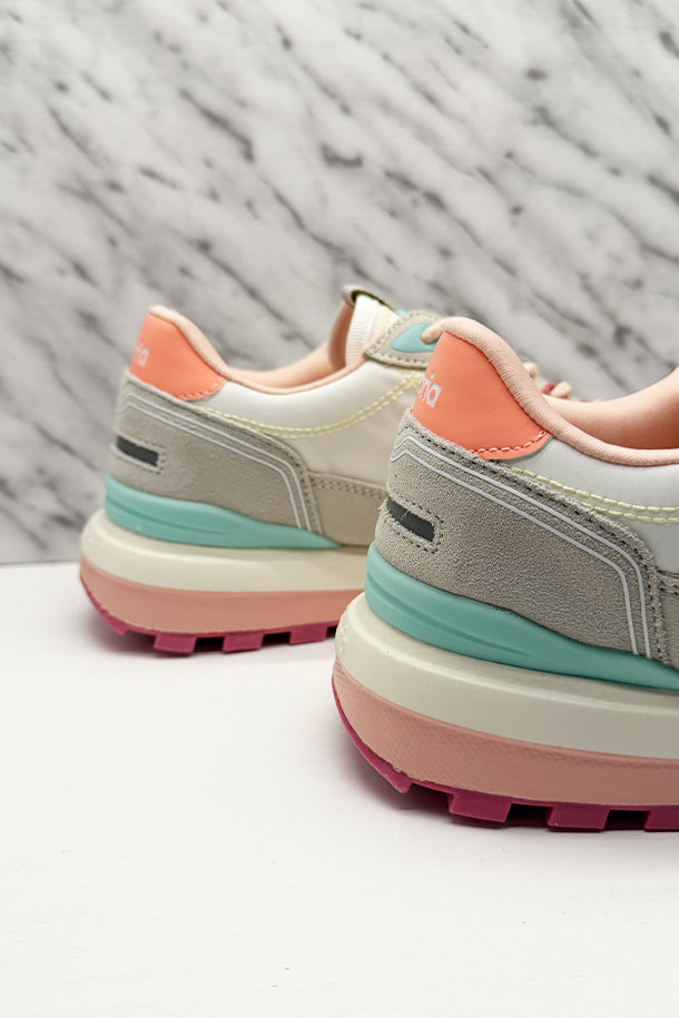 Sneakers-3