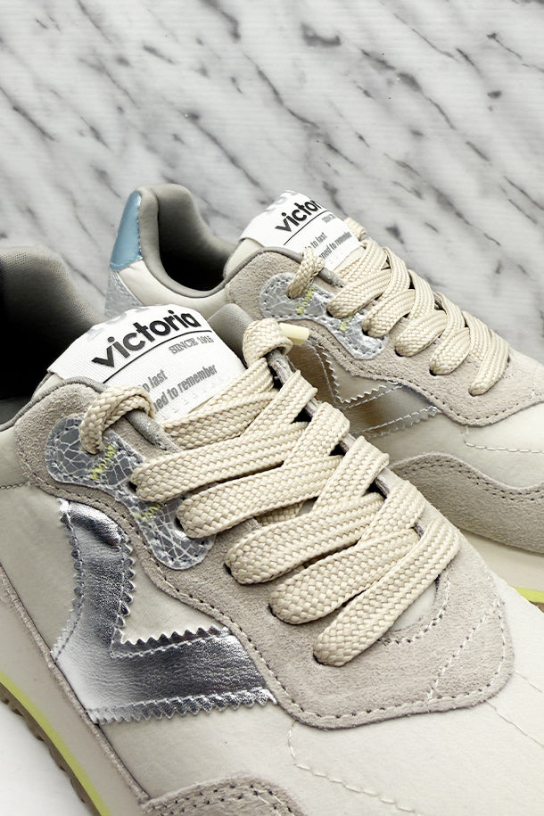 Sneakers-2