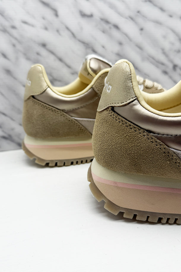 Sneakers-3