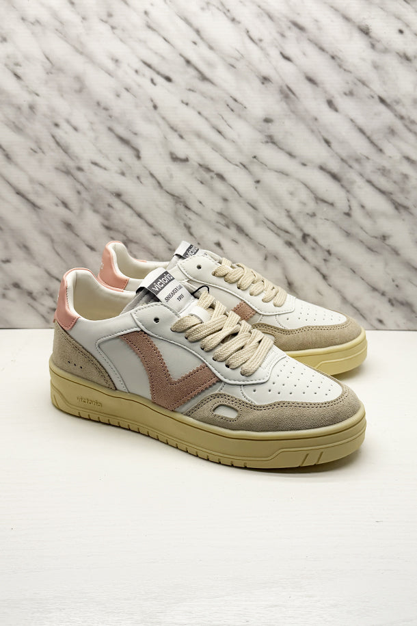 Sneakers-1